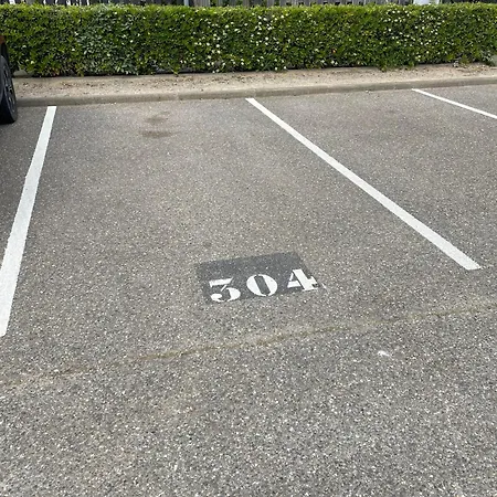 Les Amandines גרואיסאן