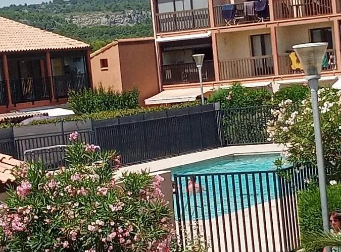 בית נופש Les Amandines